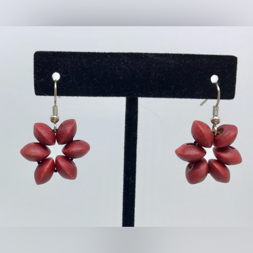 NWOT Premier Designs Red wooden Flower Earrings.